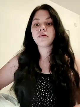 leeya lee online show from 01.23.25