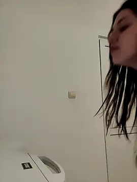 leeya lee online show from 02.10.25