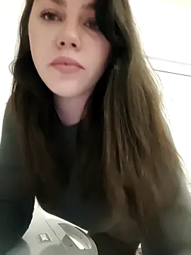 leeya lee online show from 03.22.25