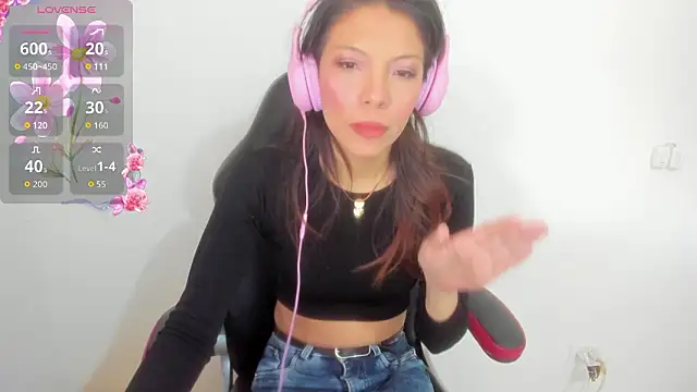 Selenakyle92  online show from 03.03.26