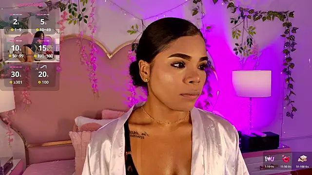 NahiaraReina online show from 03.15.26