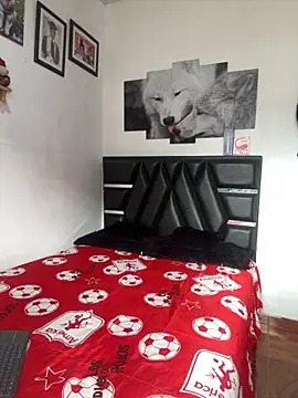 Snapshot of The__Rodriguez chatting on 11.29.25 The Rodriguez online show from 11.29.25