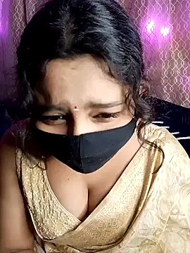 Snapshot of Deshi_Chori chatting on 12.04.24 Deshi Chori online show from 12.04.24