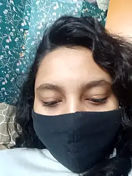 Snapshot of Deshi_Chori chatting on 12.25.24 Deshi Chori online show from 12.25.24