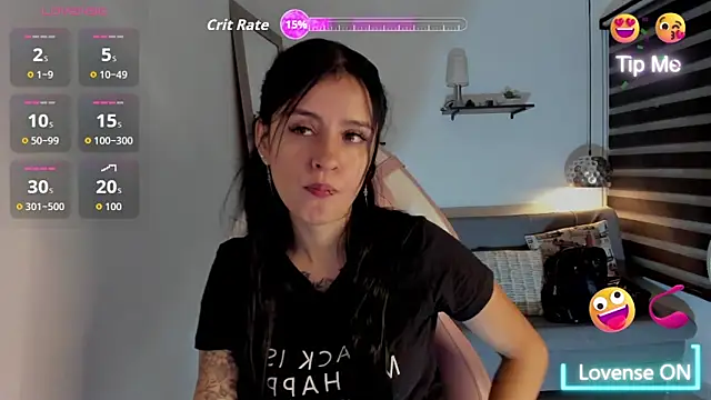 Snapshot of yenny_garcia chatting on 04.18.26 yenny garcia online show from 04.18.26