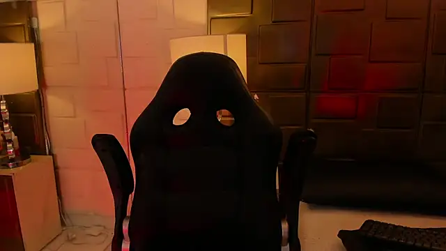 AnnikaMerliahh  online show from 03.04.25