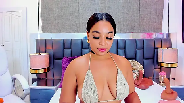 EileenBenzon online show from 01.31.25