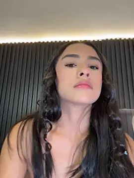 Lil eva2 online show from 04.14.26