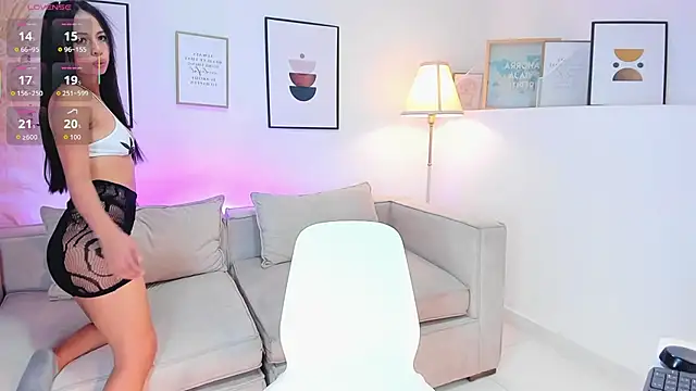 valka wolfe online show from 09.17.25