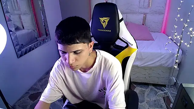 Brayan lopezz online show from 01.07.25