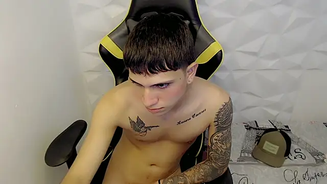 Brayan lopezz online show from 01.25.25