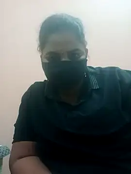 Snapshot of seemi_bhabhi chatting on 01.25.25 seemi bhabhi online show from 01.25.25