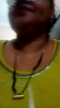 Snapshot of seemi_bhabhi chatting on 02.01.25 seemi bhabhi online show from 02.01.25