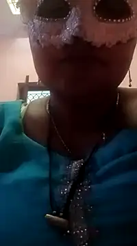 Snapshot of seemi_bhabhi chatting on 02.22.25 seemi bhabhi online show from 02.22.25