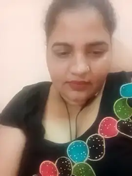 Snapshot of seemi_bhabhi chatting on 03.20.25 seemi bhabhi online show from 03.20.25