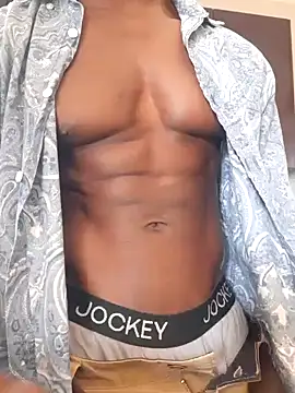 MIGHTY MAGNUM online show from 01.15.25