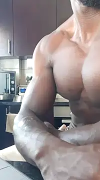 MIGHTY MAGNUM online show from 01.24.25