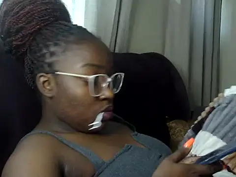 Chichii- online show from 02.12.26