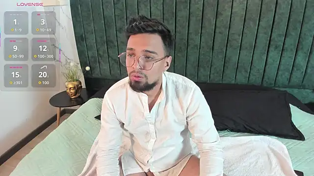 Edward max online show from 03.27.26