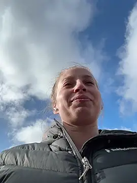 Snapshot of Hr_Frk_Olsen chatting on 03.15.26 Hr Frk Olsen online show from 03.15.26