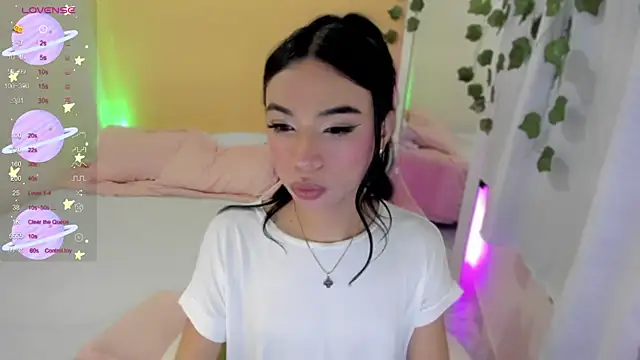 Snapshot of AndreaSweet_ chatting on 01.22.25 AndreaSweet  online show from 01.22.25