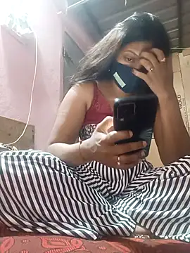 queensenorita online show from 03.10.25