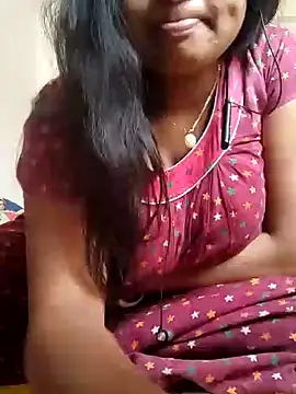 Snapshot of Priya_2222 chatting on 01.20.25 Priya 2222 online show from 01.20.25