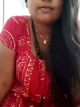 Snapshot of Priya_2222 chatting on 01.22.25 Priya 2222 online show from 01.22.25