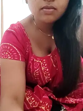 Snapshot of Priya_2222 chatting on 03.03.25 Priya 2222 online show from 03.03.25