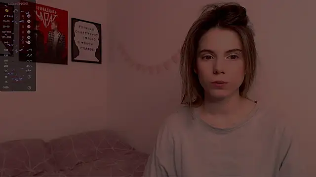 Snapshot of _ni_kiss chatting on 01.28.25 ni kiss online show from 01.28.25