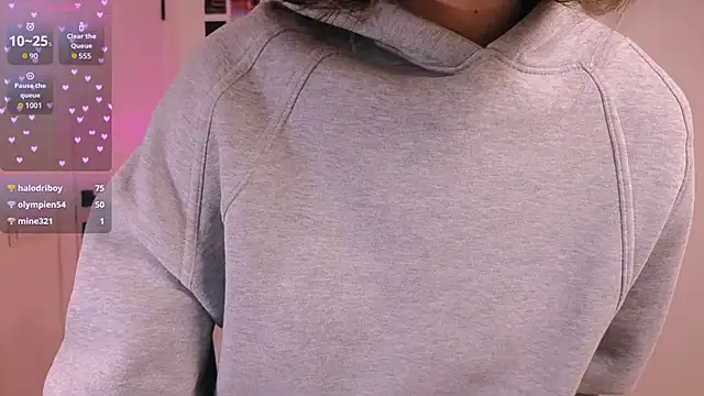 Snapshot of _ni_kiss chatting on 02.15.26 ni kiss online show from 02.15.26