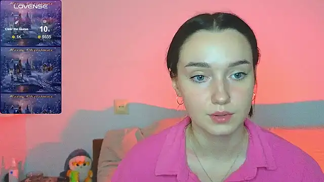 Snapshot of Wild_Sophie_ chatting on 01.16.25 Wild Sophie online show from 01.16.25