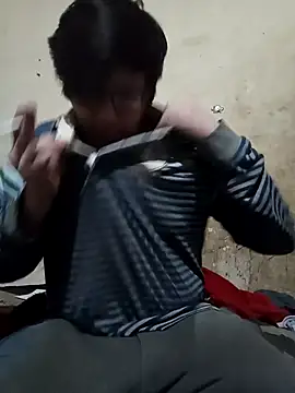 thecatblack1998 online show from 04.17.26