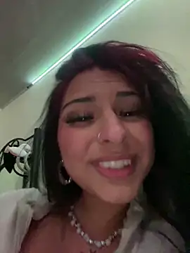 Hilary pinkk online show from 01.30.25