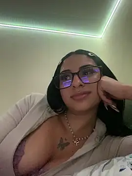 Hilary pinkk online show from 03.07.25