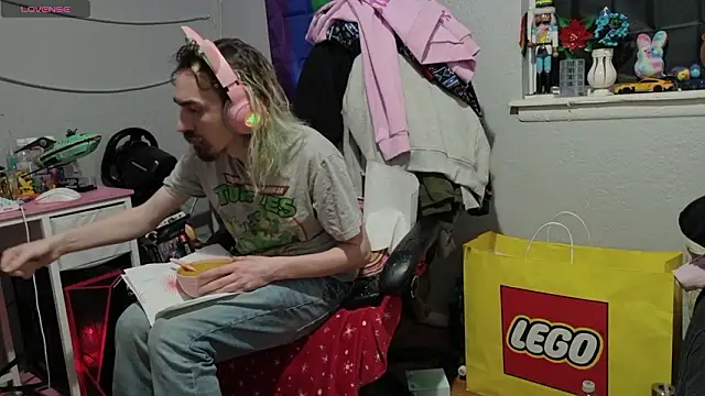 tallnerdyguy online show from 02.08.26