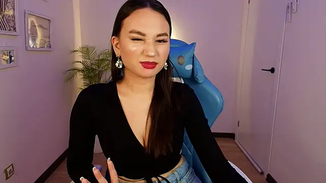 margeriTirell online show from 12.03.25