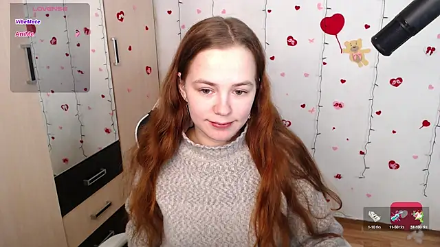 Snapshot of Fox_Lisa chatting on 02.14.25 Fox Lisa online show from 02.14.25
