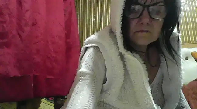 AlanaLaDream online show from 02.08.25