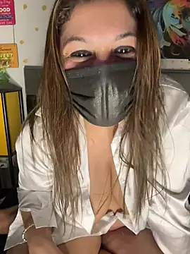 Snapshot of Reena_Darlinggg chatting on 01.20.25 Reena Darlinggg online show from 01.20.25