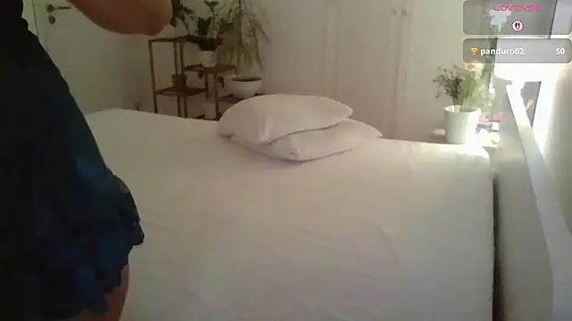 yournextdoorhottie online show from 07.28.26
