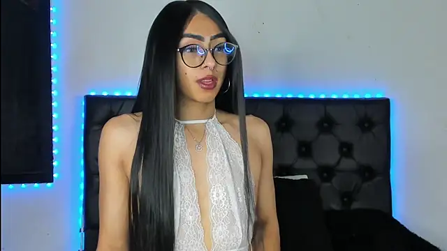 Snapshot of Skyler__blue4 chatting on 01.12.25 Skyler  blue4 online show from 01.12.25