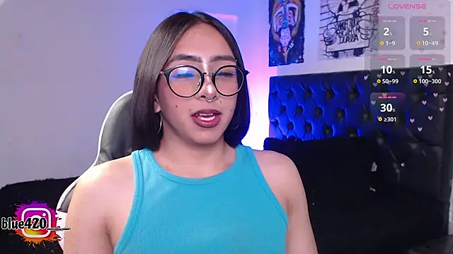 Snapshot of Skyler__blue4 chatting on 10.09.25 Skyler  blue4 online show from 10.09.25