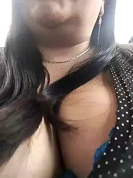 Snapshot of sara_pineros chatting on 12.06.24 sara pineros online show from 12.06.24