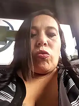 Snapshot of sara_pineros chatting on 02.17.25 sara pineros online show from 02.17.25