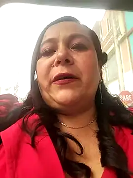 Snapshot of sara_pineros chatting on 02.27.25 sara pineros online show from 02.27.25