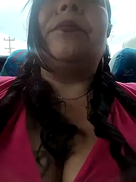 Snapshot of sara_pineros chatting on 02.28.25 sara pineros online show from 02.28.25