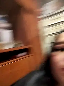 Snapshot of sara_pineros chatting on 10.27.25 sara pineros online show from 10.27.25