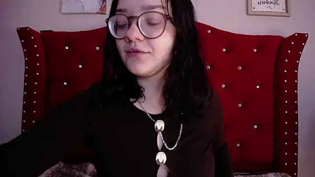 charlotte1-ls online show from 03.05.25