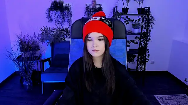 Elainebeness online show from 12.05.25